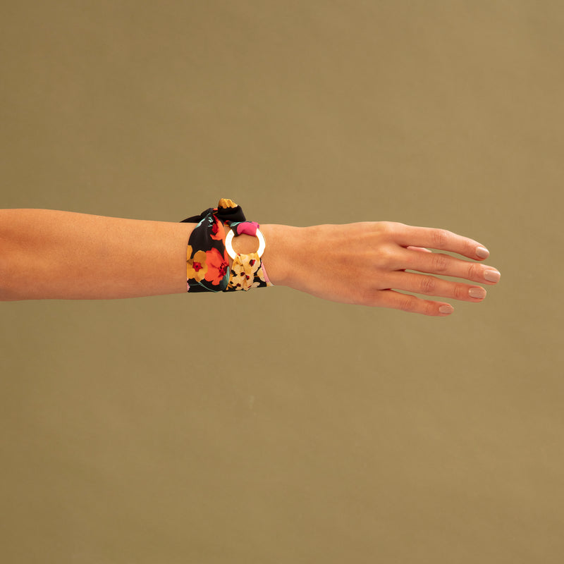 FLORAL BRACELET