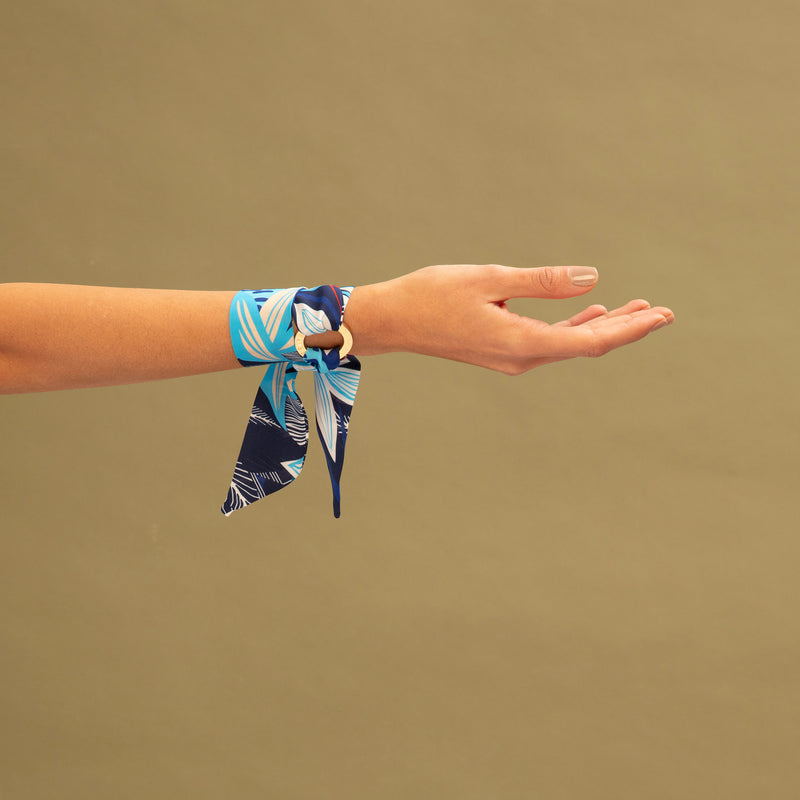 FLOWER & LINE BRACELET